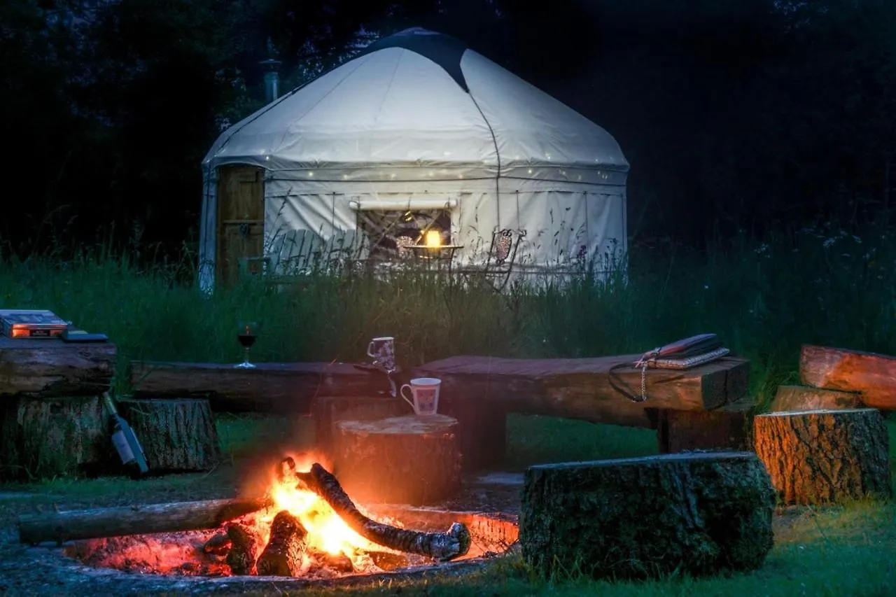 Acorn Glade Glamping York Villa 0*,