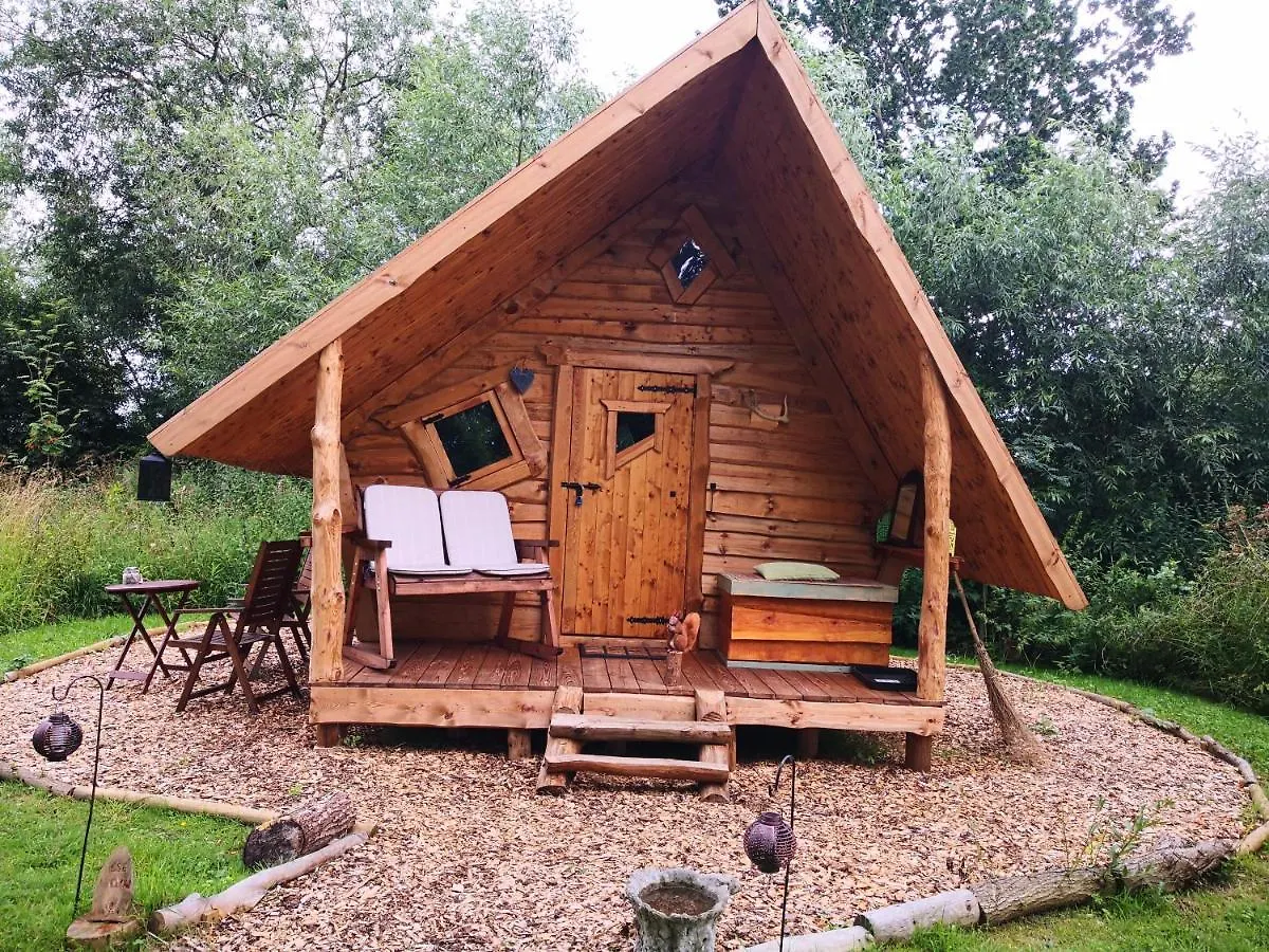 Jaktstuga Acorn Glade Glamping York Villa