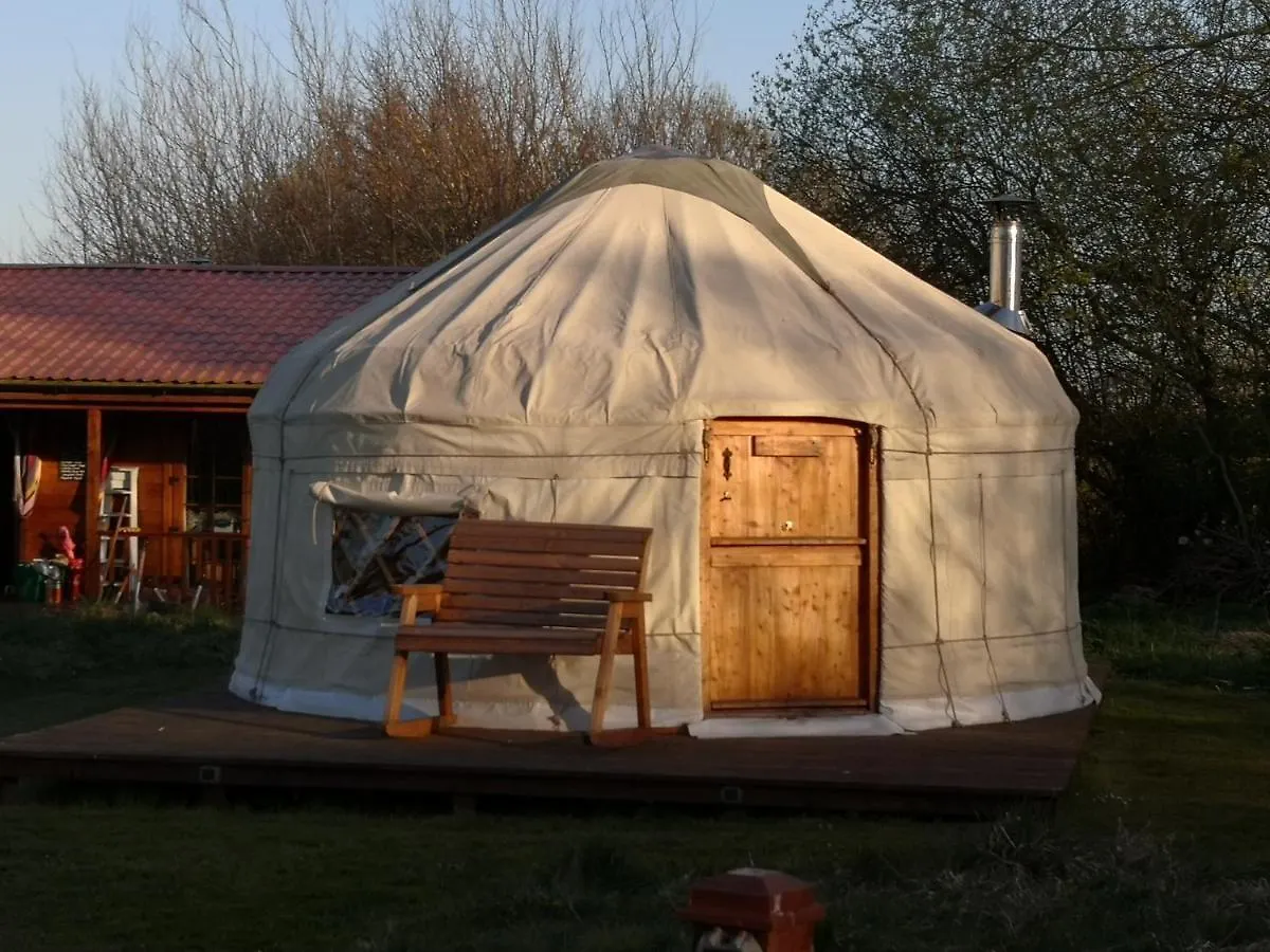 Jaktstuga Acorn Glade Glamping York Villa