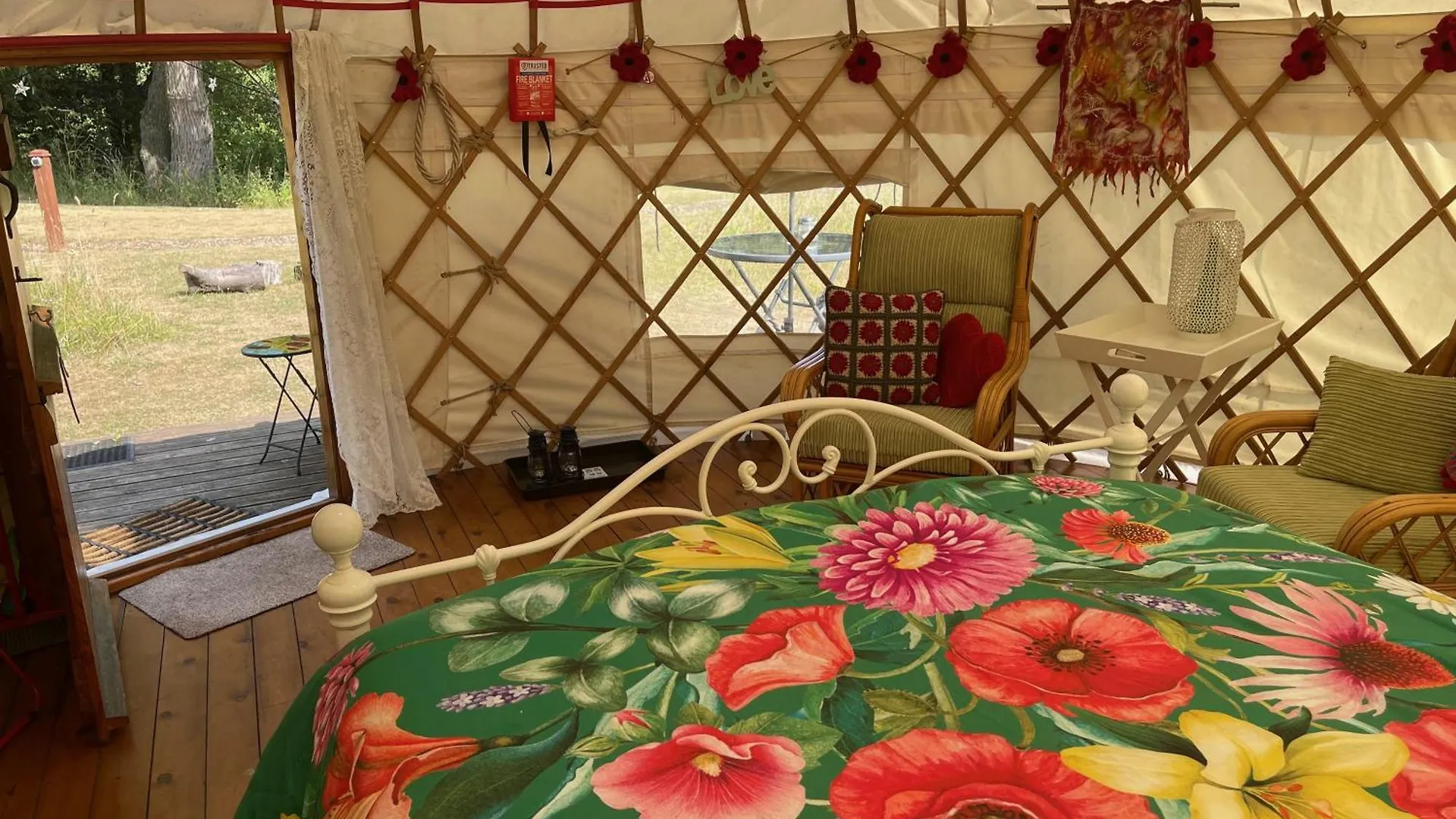 Acorn Glade Glamping York Villa Jaktstuga