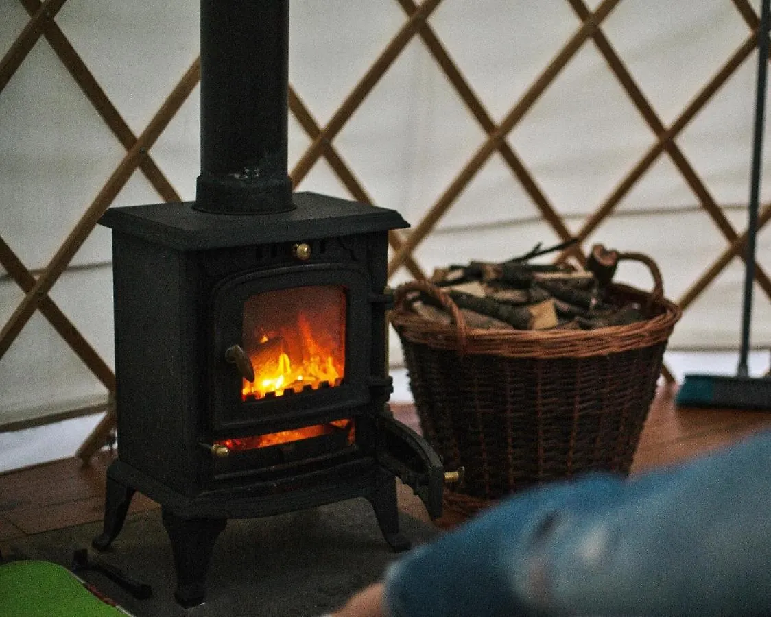 Acorn Glade Glamping Villa York
