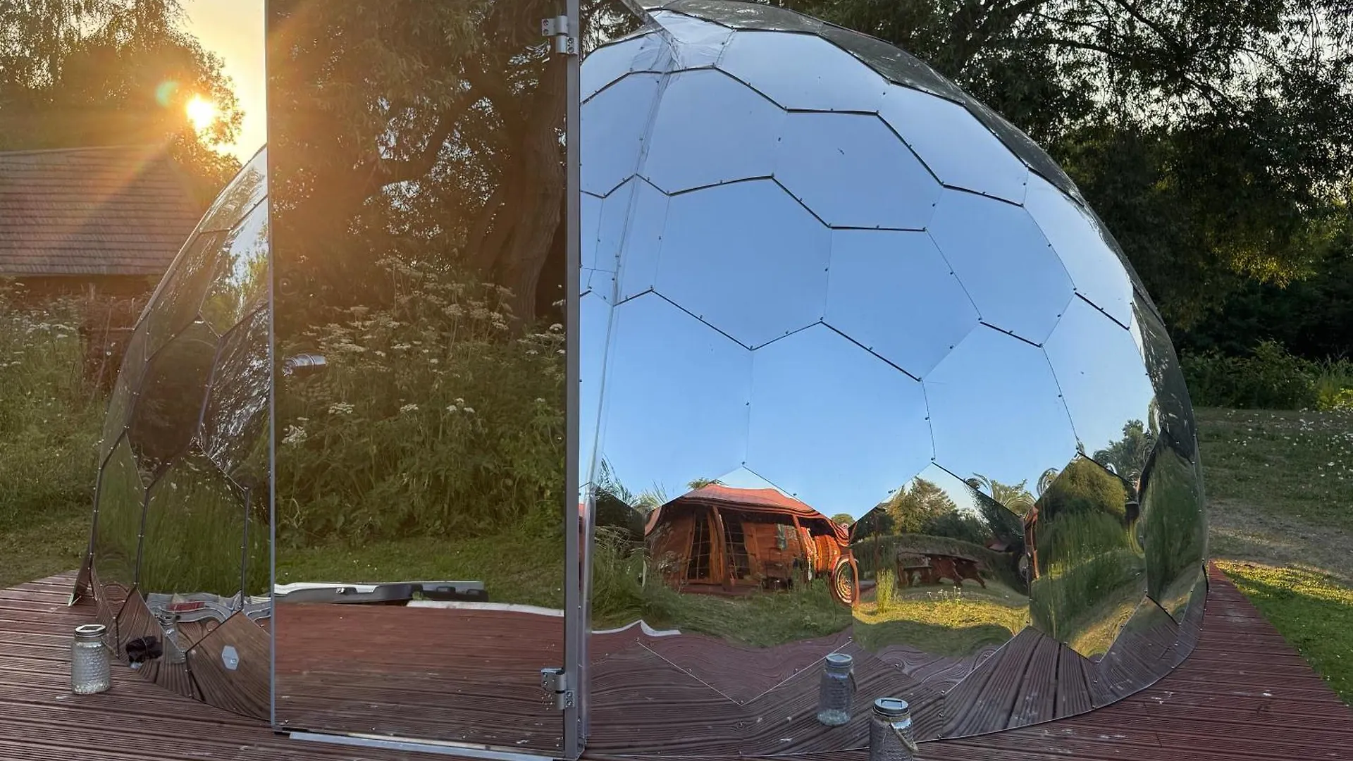 Acorn Glade Glamping Villa York 0*,  Storbritannien